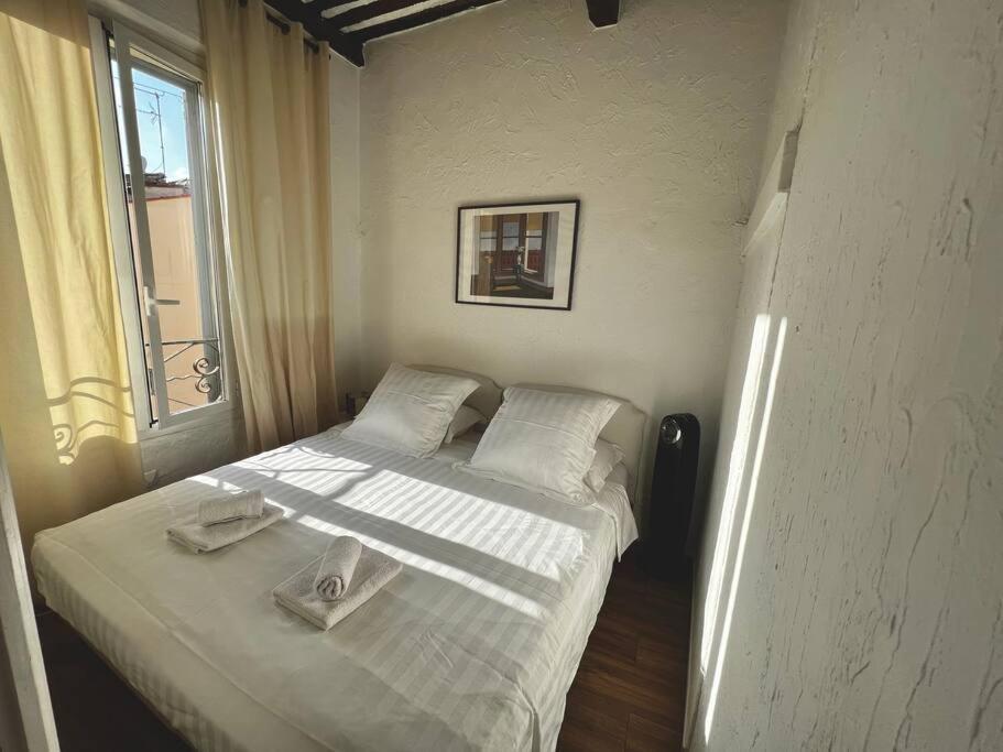 Апартаменты Old Antibes, One Bed App, In Front Of The Port! Экстерьер фото